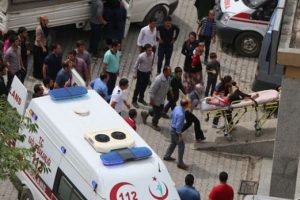Minib&uuml;se isabet eden kurşun, Afgan kızın &ouml;l&uuml;m&uuml;ne neden oldu