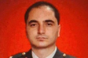 Bursa'nın şehit yarbayı bordo bereliydi