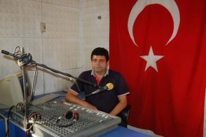 Bursa'da yerel radyolar yayınlarını durdurdu!