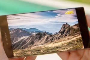 Sony'den dev ekranlı Xperia Z5 Ultra geliyor