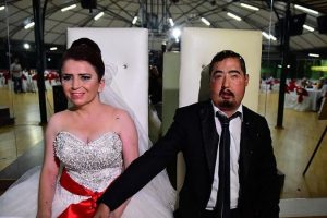T&uuml;rkiye'de 4. y&uuml;z nakli yapılan &Ccedil;olak evlendi
