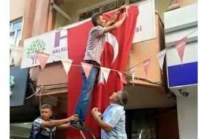 Sosyal medyayı karıştıran fotoğrafa a&ccedil;ıklama