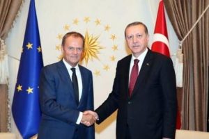 AB Konseyi Başkanı Tusk: H&uuml;rriyet'e yapılan saldırıları kınıyorum