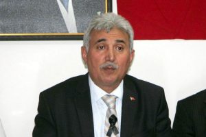 17 il derneğinden siyasilere &ccedil;ağrı: Bizim gibi siz de bir araya gelin