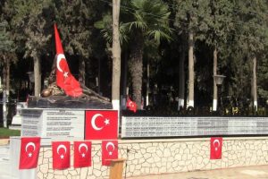 Bursa Orhangazi'nin d&uuml;şman işgalinden kurtuluşu 93. yılı t&ouml;renle kutlandı