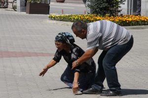 Bursa'da hırsızlık zanlısının annesinin g&ouml;z yaşları