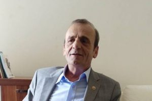 Bursa Milletvekili Top&ccedil;u: "&Ouml;ğrencilerimiz provokasyonlardan uzak dursun"