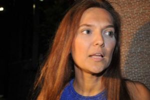 Demet Akalın ter&ouml;r olaylarına sessiz kalanlara isyan etti