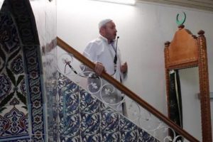 Almanya'daki T&uuml;rkler m&uuml;ltecilere kapılarını a&ccedil;tı