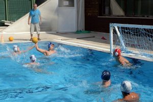 Bursa Osmangazi Belediyespor sutopunda şampiyon