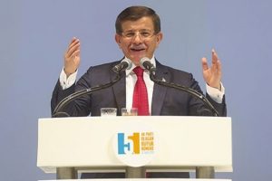 Ve AK Parti'de 3 d&ouml;nem kuralı kalktı!