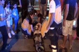 &Ccedil;ocuklarının otob&uuml;ste sıkıştığını zannedince...