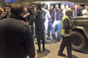 Otob&uuml;ste yakalanan ter&ouml;risti lin&ccedil; etmek istediler