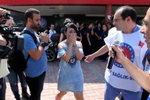 Hastanede hemşireye enjekt&ouml;rle saldırıya tepki