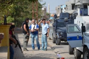 Parka bomba yerleştirmek isteyen grup yakalandı