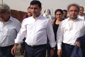 HDP Kandil ile g&ouml;r&uuml;şt&uuml;