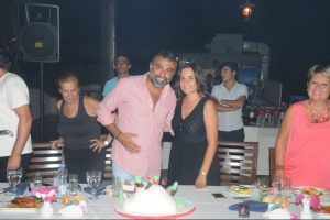 &Ccedil;ifte kutlama...