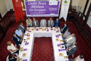 Bursa'da liseli gen&ccedil;ler Mevlana i&ccedil;in yazacaklar
