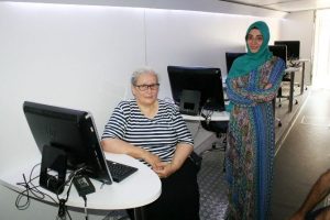 Bursalı ev hanımları bilgisayar kullanmayı &ouml;ğreniyor