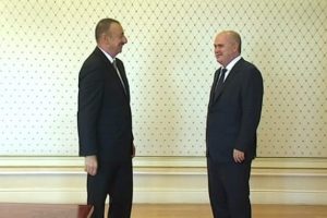 "Azerbaycan ve T&uuml;rkiye birlikte sevinir, birlikte &uuml;z&uuml;l&uuml;r"