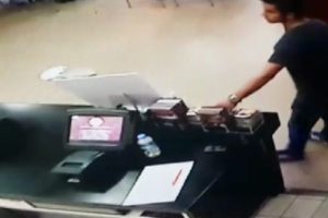 Restorandaki hırsızlık kamerada!