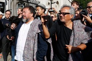 Sanat&ccedil;ılar sığınmacılar i&ccedil;in y&uuml;r&uuml;d&uuml;