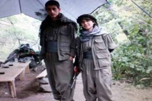 Poz veren roket&ccedil;i yakalandı