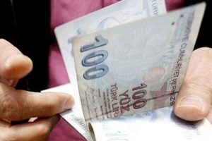Emekliler maaşlarını hangi g&uuml;n alabilecek ?