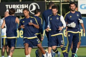 Fenerbah&ccedil;e, Bursaspor hazırlıklarına başladı