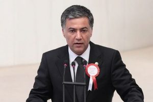 CHP, Ali Özgündüz'ü yanlışlıkla aday gösterdi 