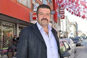 Kavgayı ayırırken &ouml;ld&uuml;r&uuml;ld&uuml;