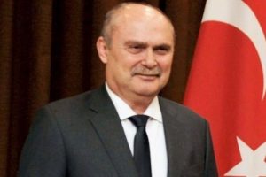 Sinirlioğlu: "Halkına savaş a&ccedil;mış bir diktat&ouml;r&uuml;n..."
