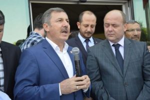 AK Partili &Ouml;zdağ Spil'e T&uuml;rk bayrağı dikecek