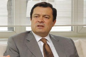 Yeni bir siyasi yapılanmanın işareti verdi