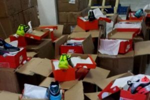 İstanbul'da ka&ccedil;ak ayakkabı operasyonu