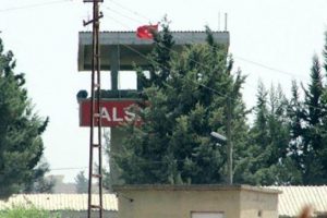 Suriye'den T&uuml;rkiye'ye ge&ccedil;meye &ccedil;alışan 3 IŞİD militanı yakalandı