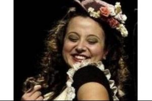 Tiyatrocu Yasemin Erbulun yaşamını yitirdi