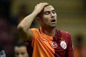 Burak Yılmaz'ın sağlık durumu a&ccedil;ıklandı