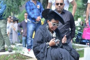 B&uuml;lent Ersoy: Ben geldim Vehbi...