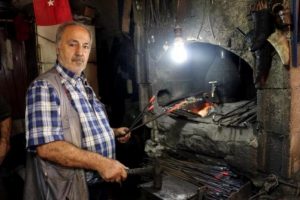 Avrupa ve Ortadoğu'ya kebap şişi ihra&ccedil; ediyor