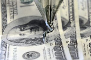 Doların d&uuml;ş&uuml;ş&uuml; s&uuml;r&uuml;yor (Dolar ne kadar oldu?)