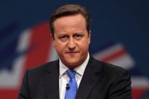 İngiltere Başbakanı Cameron'ı &ccedil;ok zor durumda bırakacak iddialar