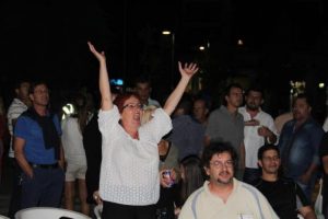 Yunan se&ccedil;imlerinde soydaşlar rekor kırdı