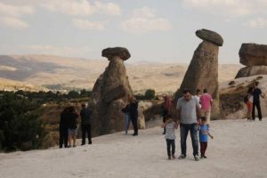 Kapadokya, bayrama dolu olarak giriyor