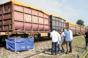 Balık tutmaya giderken trenin altında kaldı