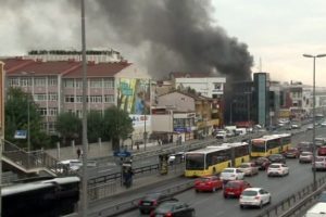 İstanbul'da korkutan yangın