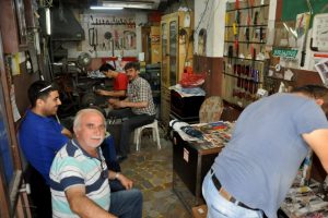 Bursa'da bı&ccedil;ak&ccedil;ılar bayram gelmeden 'bayram etti'