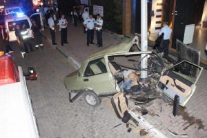 Bursa'da makas atarak &ouml;l&uuml;me gitti