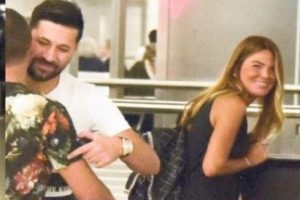 &Ouml;zlem Yıldız havalimanında sobelendi!..