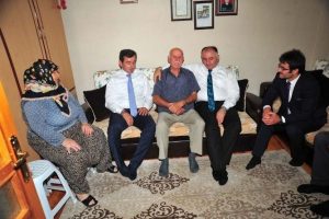 Başkan &Ccedil;ağlayan, Bursa'da şehit ailelerini ziyaret etti